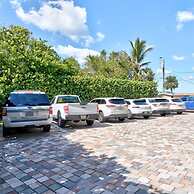 Clean Spacious Waterfront 2bd 2ba Sleeps 8