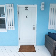 Clean Spacious Waterfront 2bd 2ba Sleeps 8