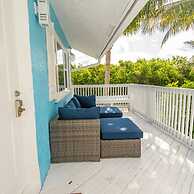 Clean Spacious Waterfront 2bd 2ba Sleeps 8