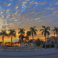 8BD Ft Pierce Beach Getaway - Great for Family Group