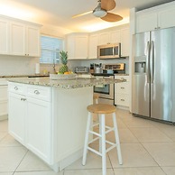 8BD Ft Pierce Beach Getaway - Great for Family Group