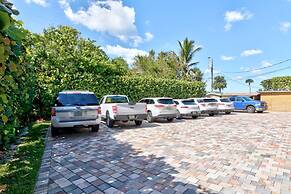 8BD Ft Pierce Beach Getaway - Great for Family Group