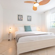 8BD Ft Pierce Beach Getaway - Great for Family Group