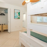 Fort Pierce - 2BD 2BA Tropical Surfside Retreat