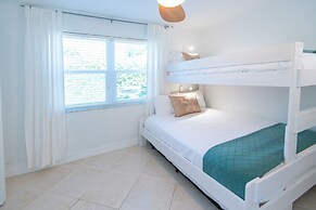 Secluded Beachfront Vibes Surf Pet Friendly