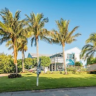 Secluded Beachfront Vibes Surf Pet Friendly