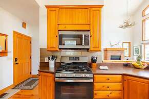 Park City Mountain Retreat 4BR Hot Tub Fire Pit