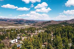 Park City Mountain Retreat 4BR Hot Tub Fire Pit