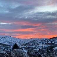 Park City Mountain Retreat 4BR Hot Tub Fire Pit