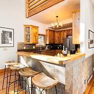 Park City Mountain Retreat 4BR Hot Tub Fire Pit