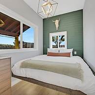 Grand Canyon Adventure Base 4BR Home With Games