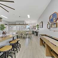 Grand Canyon Adventure Base 4BR Home With Games