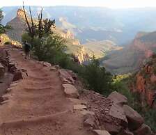 Grand Canyon Adventure Base 4BR Home With Games