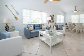 Sandy Shores 2BR Beach Getaway and Surf Spot