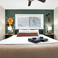 8BD Grand Canyon Ranch - Sleeps 22