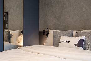 Charlie Nik Perdizes