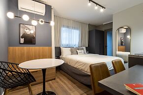 Charlie Nik Perdizes