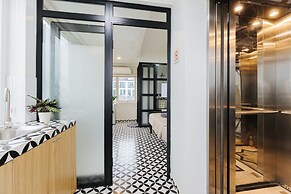 COSY HOUSE-CENTER'S TAY HO