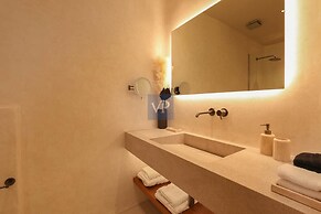 True Luxury and Calm Environment Combined