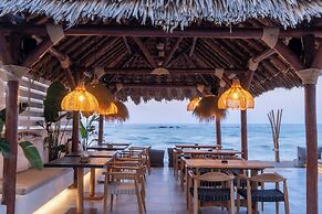 Soleil Rooms and Suites