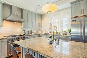 Timeless Retreat Near Central Vancouver