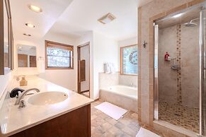 Chalet Alta by Boutiq