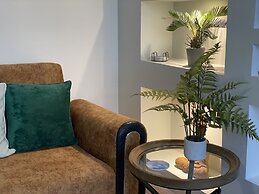 Beautiful 3-bed House in Bedford