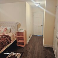 Travelers Long Stay wit Private Bathroom