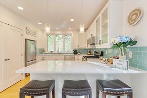 Lolis Place by Avantstay Walk to the Beach + Private Hot Tub