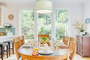 Lolis Place by Avantstay Walk to the Beach + Private Hot Tub