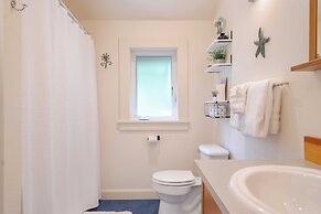 Lolis Place by Avantstay Walk to the Beach + Private Hot Tub