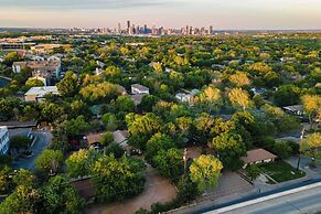 Red River by Avantstay Shared Pool + Hot Tub 20 Minutes to Downtown Au