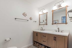 Shem Creek Retreat by Avantstay 10 Mins to Downtown Charleston Yard + 