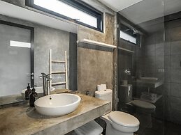 Canggu 2Plex Managed by CPM Bali