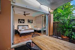 Zen Serene Seascape Family Pool BBQ Markets