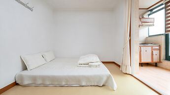 Donghae Starbeach pet Pension