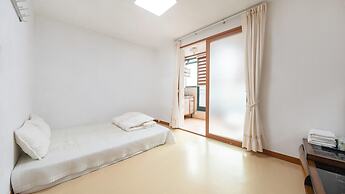 Donghae Starbeach pet Pension