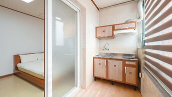 Donghae Starbeach pet Pension