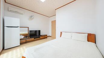 Donghae Starbeach pet Pension