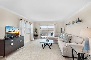 Regency Towers 401 East - Sea La Vie 401e
