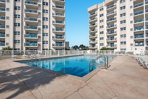 Regency Towers 401 East - Sea La Vie 401e
