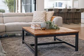 StayAU Newly Cozy Holiday House Tarneit