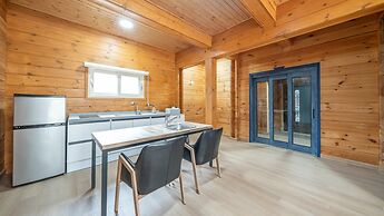 Cheongdo Ellago Poolvilla Pension