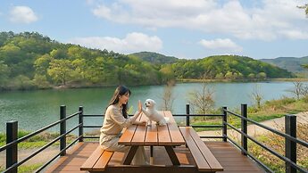 Cheongdo Ellago Poolvilla Pension