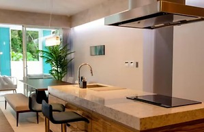 pool villa Sanrriott Okinawa Motobu