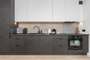 Apartment Near Arena Gdańsk by Renters