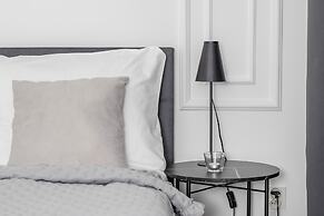 Apartment Near Arena Gdańsk by Renters