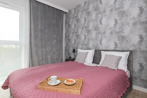 Apartment Near Arena Gdańsk by Renters