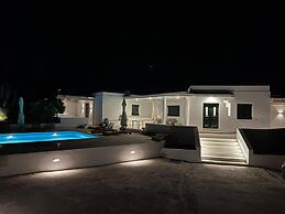 Villa Boa Esperanca 4 Bedroom Villa