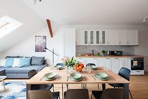 Apartment near Bertramka garden